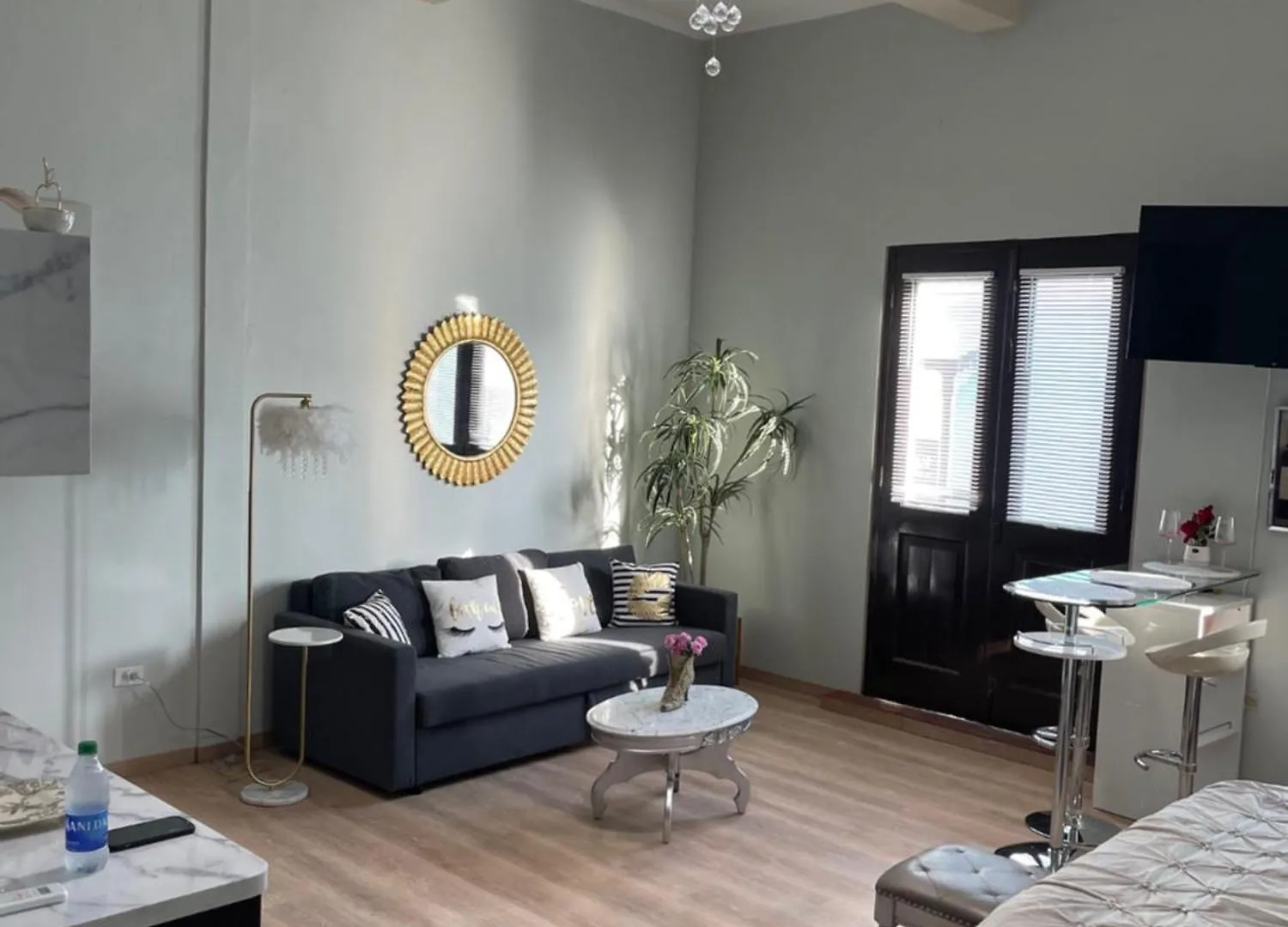 The Balconies Studio, The Marilyn Suite & The Crystal Apartment At Casa Of Essence In Old 산후안